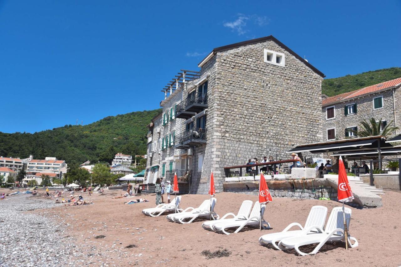 Beach House Petrovac Eksteriør billede